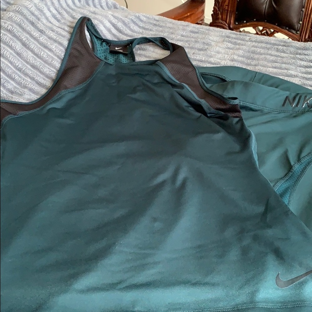 Ladies Nike sports suit